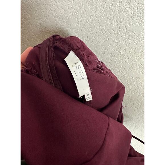 ASTR THE LABEL x REVOLVE Burgundy Peeking Lace Bodycon Midi Dress Size Medium - Picture 8 of 9